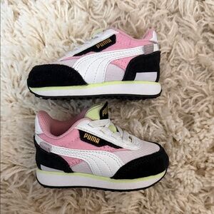 Puma Infant Sneakers Pink White Black Size 4C Baby Shoes